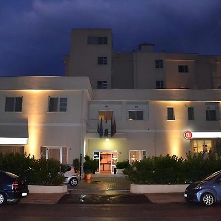 Hotel Palace Gioia Tauro Exterior photo